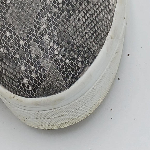 Cocci Shoes Womens 7‎ Snake Pattern Slip On Gray White Leather - Picture 6 of 11